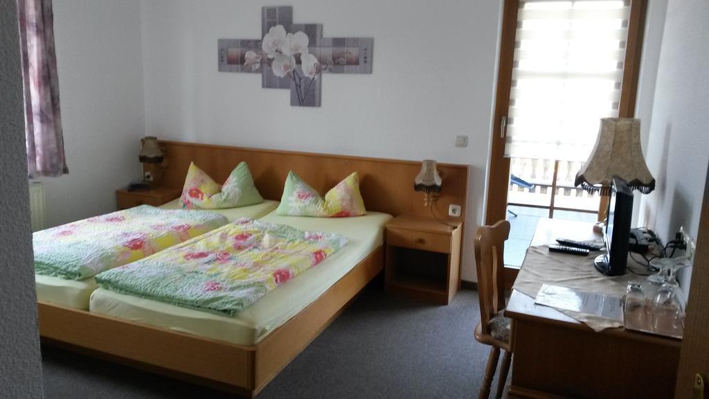 Gaestehaus Zur Sorge Pennewitz Ruang foto